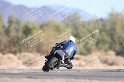 media/Dec-07-2025-CVMA (Sun) [[3e7d2de5dc]]/Race 12- Formula 40 MW and LW/